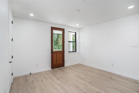 Touwnhouse à louer à Tampa, Floride: 4 chambres, 256.04 m2 № 1844997 - photo 17