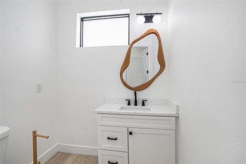 Touwnhouse à louer à Tampa, Floride: 4 chambres, 256.04 m2 № 1844997 - photo 11