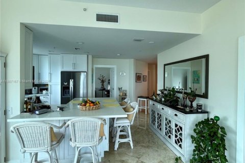 Condominio en venta en Hallandale Beach, Florida, 3 dormitorios, 162.02 m2 № 1956299 - foto 5