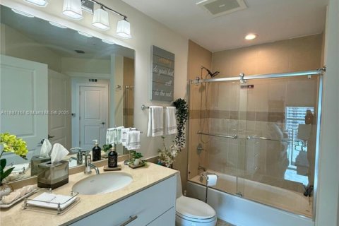 Condominio en venta en Hallandale Beach, Florida, 3 dormitorios, 162.02 m2 № 1956299 - foto 23
