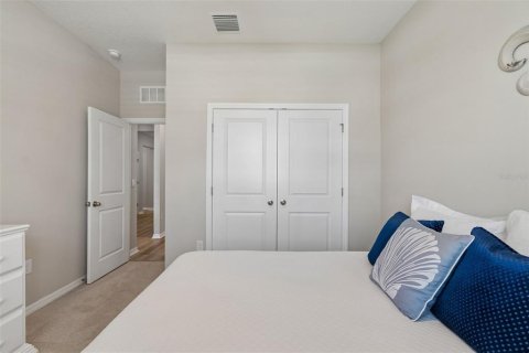 House in Parrish, Florida 4 bedrooms, 189.8 sq.m. № 2151758 - photo 28