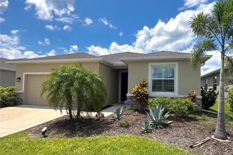 House in Parrish, Florida 4 bedrooms, 189.8 sq.m. № 2151758