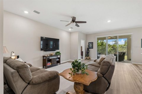 House in Parrish, Florida 4 bedrooms, 189.8 sq.m. № 2151758 - photo 24