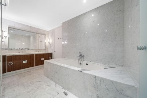 Снять в аренду кондоминиум в Санни-Айлс-Бич, Флорида 2 спальни, № 1989806 - фото 14