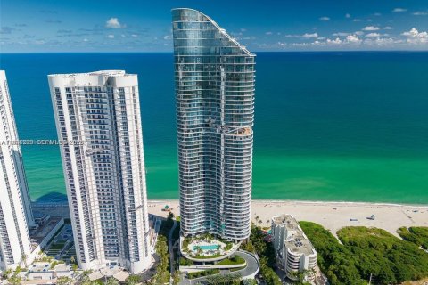 Снять в аренду кондоминиум в Санни-Айлс-Бич, Флорида 2 спальни, № 1989806 - фото 28