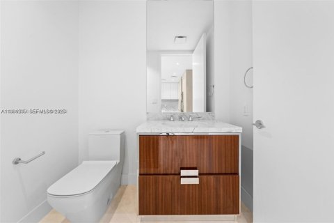 Снять в аренду кондоминиум в Санни-Айлс-Бич, Флорида 2 спальни, № 1989806 - фото 27