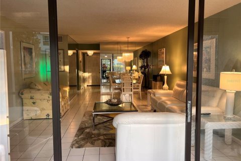 Copropriété à louer à Lake Worth, Floride: 2 chambres, 93.37 m2 № 2100525 - photo 5