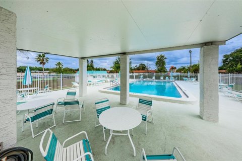 House in New Port Richey, Florida 2 bedrooms, 114.92 sq.m. № 1038615 - photo 19