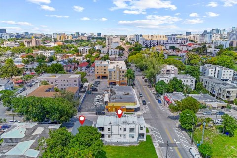 Купить виллу или дом в Майами, Флорида 12 спален, 428.09м2, № 2068715 - фото 30