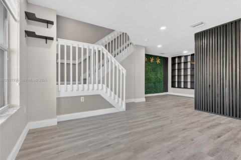 Townhouse in Miramar, Florida 3 bedrooms, 114.73 sq.m. № 2066012 - photo 23