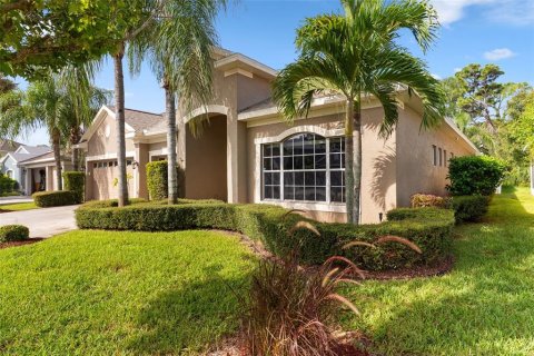 Villa ou maison à vendre à Holiday, Floride: 4 chambres, 280.38 m2 № 2399414 - photo 4