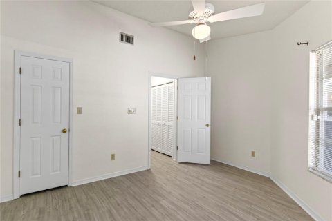 Condominio en venta en Longwood, Florida, 2 dormitorios, 132.57 m2 № 2094509 - foto 24