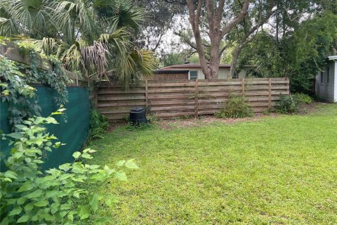 House in Gainesville, Florida 3 bedrooms, 118.45 sq.m. № 2236209 - photo 13
