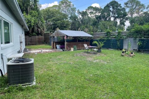 House in Gainesville, Florida 3 bedrooms, 118.45 sq.m. № 2236209 - photo 19
