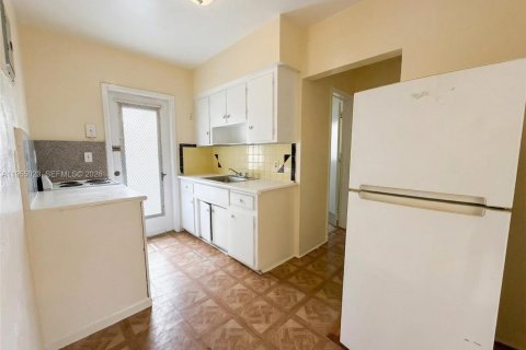Appartement à louer à Miami, Floride: 1 chambre, 249.81 m2 № 2010938 - photo 7