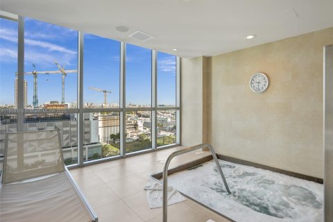 Copropriété à louer à Miami, Floride: 3 chambres, 171.4 m2 № 1956910 - photo 24