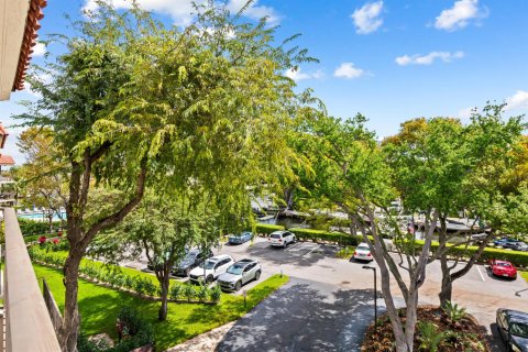 Condominio en venta en Boca Raton, Florida, 1 dormitorio, 94.48 m2 № 2146122 - foto 3