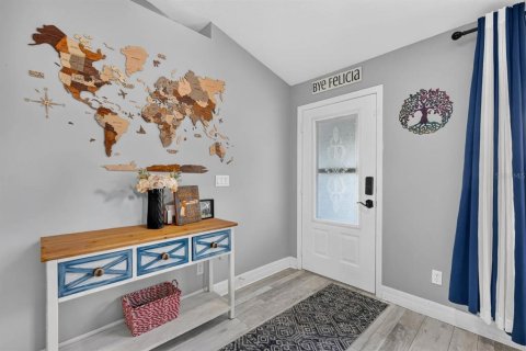 Купить виллу или дом в Порт-Оранж, Флорида 8 комнат, 167.32м2, № 2220860 - фото 2