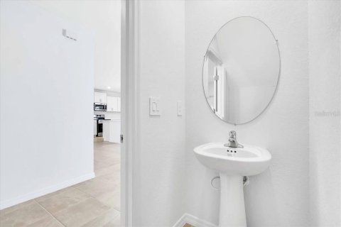 Villa ou maison à louer à Bradenton, Floride: 5 chambres, 205.87 m2 № 2399338 - photo 15
