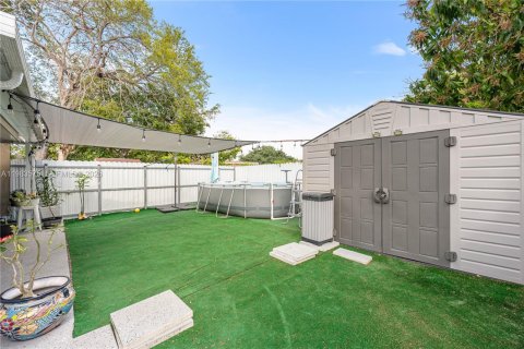 Купить коммерческую недвижимость в Майами, Флорида 222.69м2, № 2048550 - фото 15