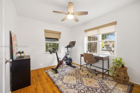 Villa ou maison à vendre à Miami, Floride: 3 chambres, 149.29 m2 № 1998779 - photo 17