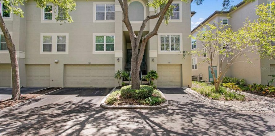 Condo in Tampa, Florida, 1 bedroom № 1718991