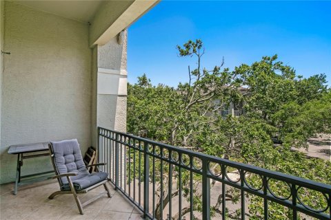 Condo in Tampa, Florida, 1 bedroom  № 1718991 - photo 7