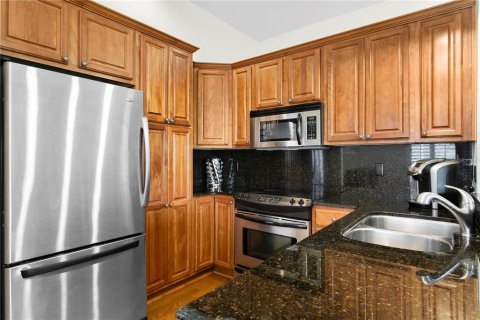 Condo in Tampa, Florida, 1 bedroom  № 1718991 - photo 22