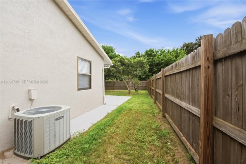 Casa en venta en Port St. Lucie, Florida, 3 dormitorios, 127.28 m2 № 2382810 - foto 27