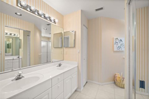 Copropriété à vendre à Bradenton, Floride: 2 chambres, 125.05 m2 № 1913492 - photo 18