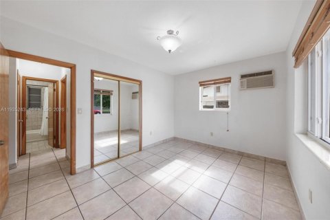 Immobilier commercial à vendre à Miami, Floride: 278.52 m2 № 1996606 - photo 15