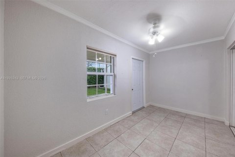 Immobilier commercial à vendre à Miami, Floride: 278.52 m2 № 1996606 - photo 21