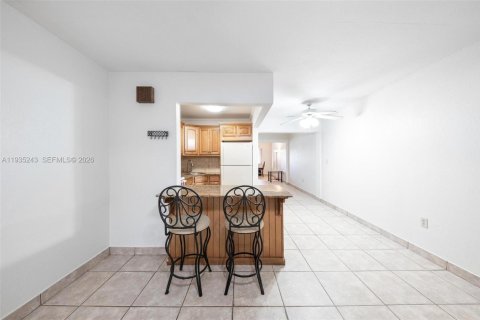 Immobilier commercial à vendre à Miami, Floride: 278.52 m2 № 1996606 - photo 26