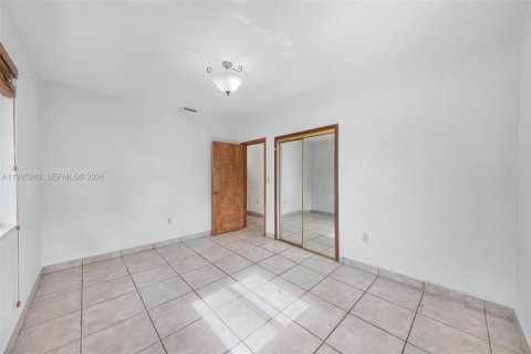 Immobilier commercial à vendre à Miami, Floride: 278.52 m2 № 1996606 - photo 16