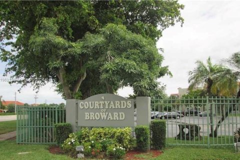 Condo à North Lauderdale, Floride, 2 chambres  № 2025755