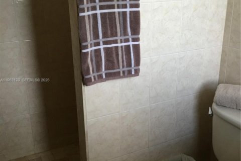 Copropriété à louer à North Lauderdale, Floride: 2 chambres, 92.9 m2 № 2025755 - photo 11