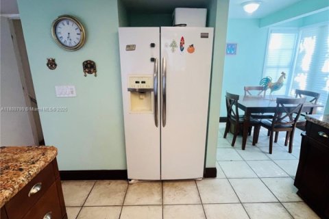 Casa en alquiler en Key Largo, Florida, 3 dormitorios, 145.67 m2 № 1939182 - foto 12