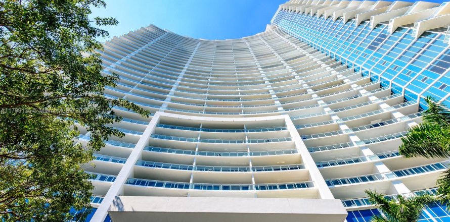 Condo à Miami, Floride, 2 chambres № 1712628