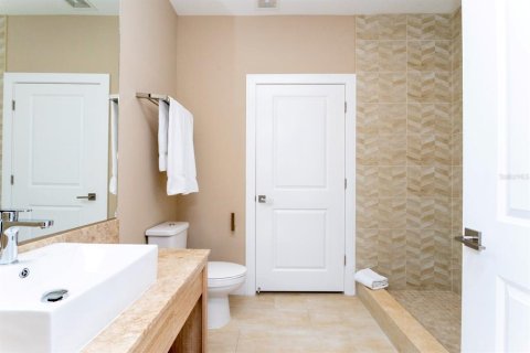 Adosado en venta en Kissimmee, Florida, 4 dormitorios, 218.88 m2 № 2372910 - foto 26