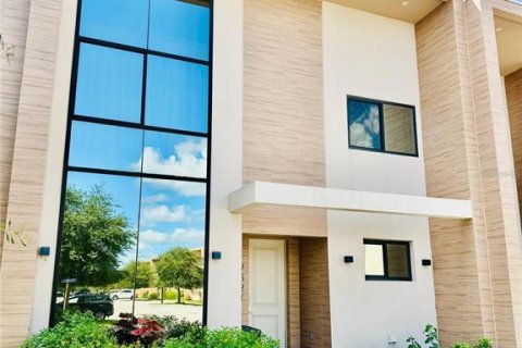 Таунхаус в Киссимми, Флорида 6 комнат, 218.88м2 № 2372910