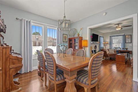 Casa en venta en Tampa, Florida, 2 dormitorios, 104.79 m2 № 2410351 - foto 6