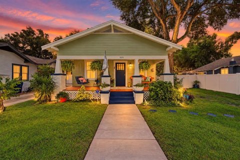 Casa en Tampa, Florida 2 dormitorios, 104.79 m2 № 2410351