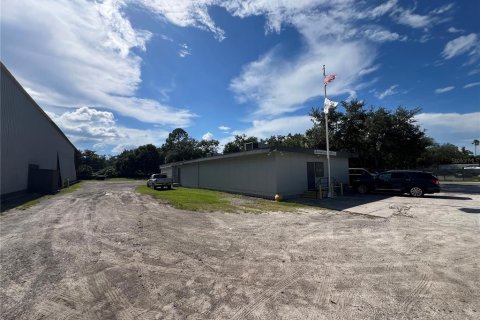 Propiedad comercial en venta en Tampa, Florida, 3957.08 m2 № 1913077 - foto 7