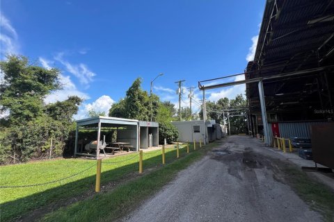 Propiedad comercial en venta en Tampa, Florida, 3957.08 m2 № 1913077 - foto 6