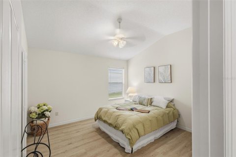 House in The Villages, Florida 3 bedrooms, 185.8 sq.m. № 2236133 - photo 30