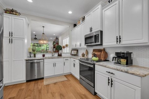 Villa ou maison à vendre à Wimauma, Floride: 3 chambres, 173.73 m2 № 2337363 - photo 8