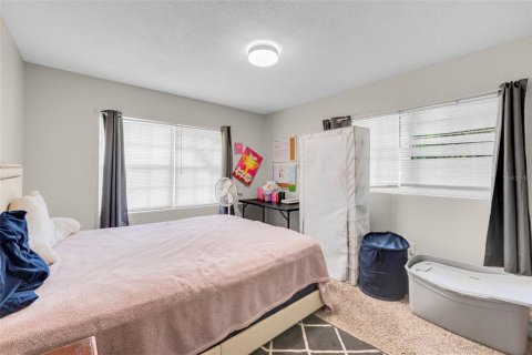 Villa ou maison à vendre à Altamonte Springs, Floride: 4 chambres, 184.13 m2 № 2272942 - photo 18