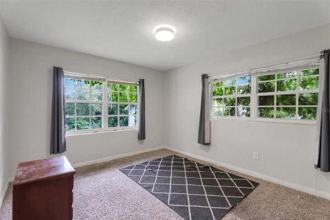 Villa ou maison à vendre à Altamonte Springs, Floride: 4 chambres, 184.13 m2 № 2272942 - photo 29