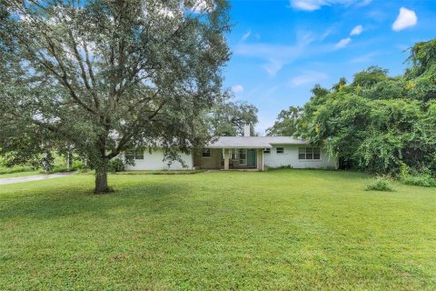 Villa ou maison à Altamonte Springs, Floride 4 chambres, 184.13 m2 № 2272942