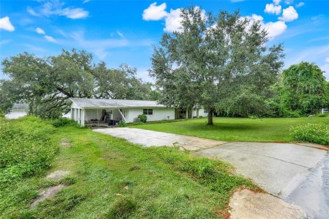 Villa ou maison à vendre à Altamonte Springs, Floride: 4 chambres, 184.13 m2 № 2272942 - photo 2